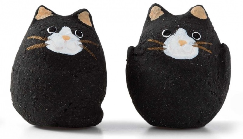 Illustration for article titled How To Improve Fortune Cookies: Add Cats